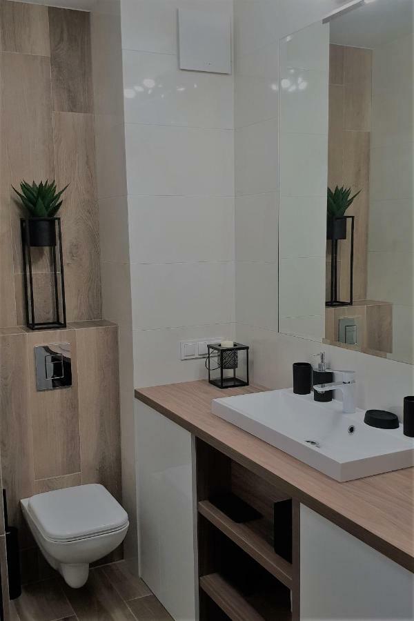 Apartament New York Rozana 19 Poznań Buitenkant foto