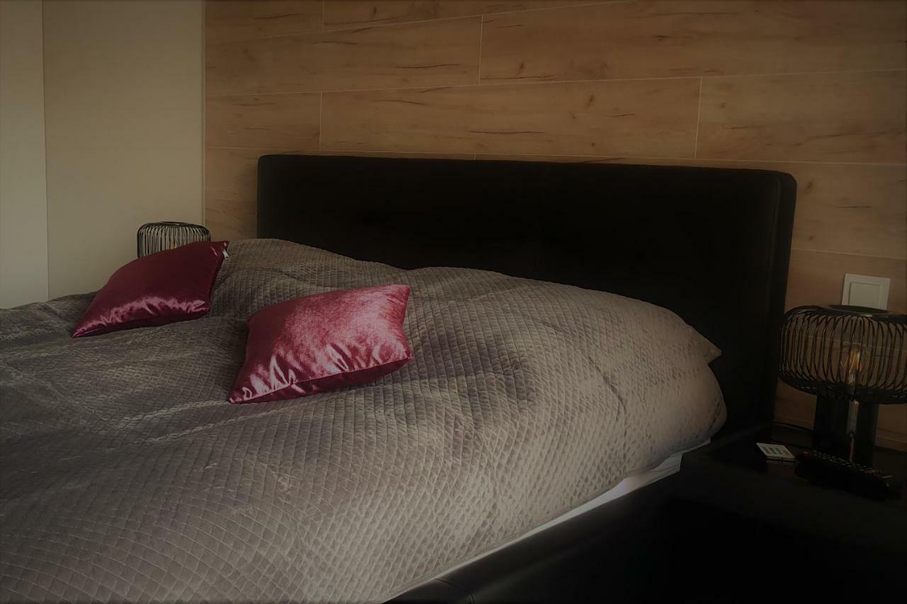 Apartament New York Rozana 19 Poznań Buitenkant foto